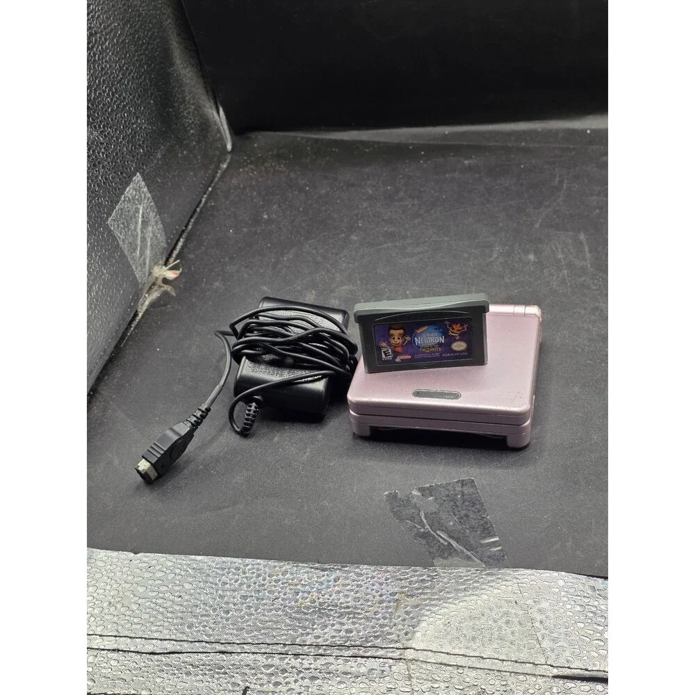 Nintendo Game Boy Advance SP AGS-101 Pearl Pink + Original Charger